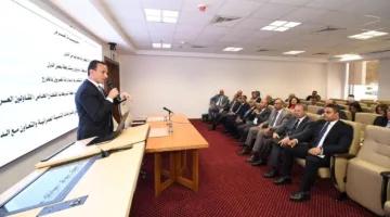 مساعد وزير الإسكان يقدم لرؤساء البعثات الدبلوماسية المصرية في الخارج رؤية الدولة بشأن التنمية العمرانية وتصدير العقارات