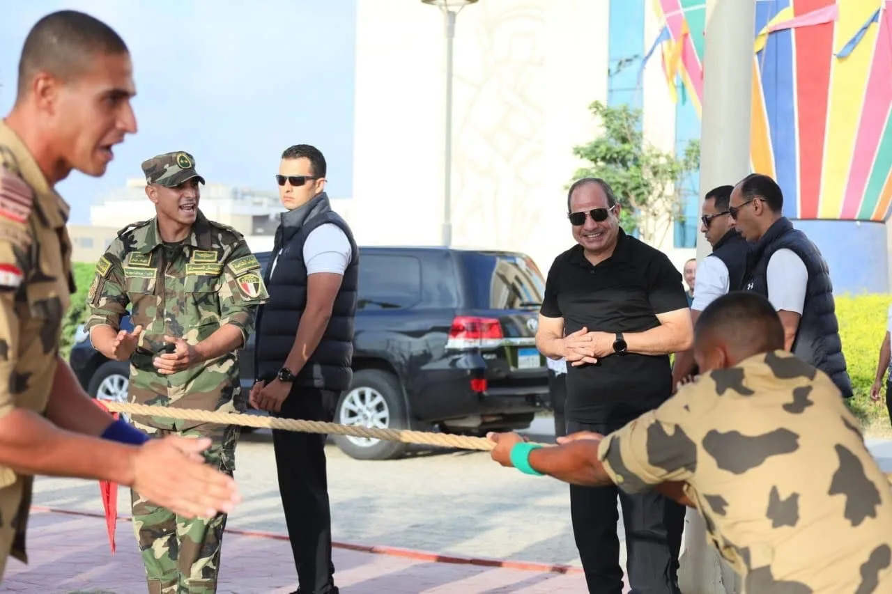 مستقبل وطن: تأكيدات الرئيس السيسي حول وعي الدولة بمسؤولياتها الداخلية والخارجية من الأكاديمية العسكرية.