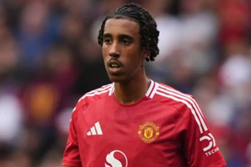 “مسعى الانتقام”.. لاعب مانشستر يونايتد: موسمنا القادم سيكون مغايرًا “مسعى الانتقام”.. لاعب مانشستر يونايتد: موسمنا القادم سيكون مغايرًا