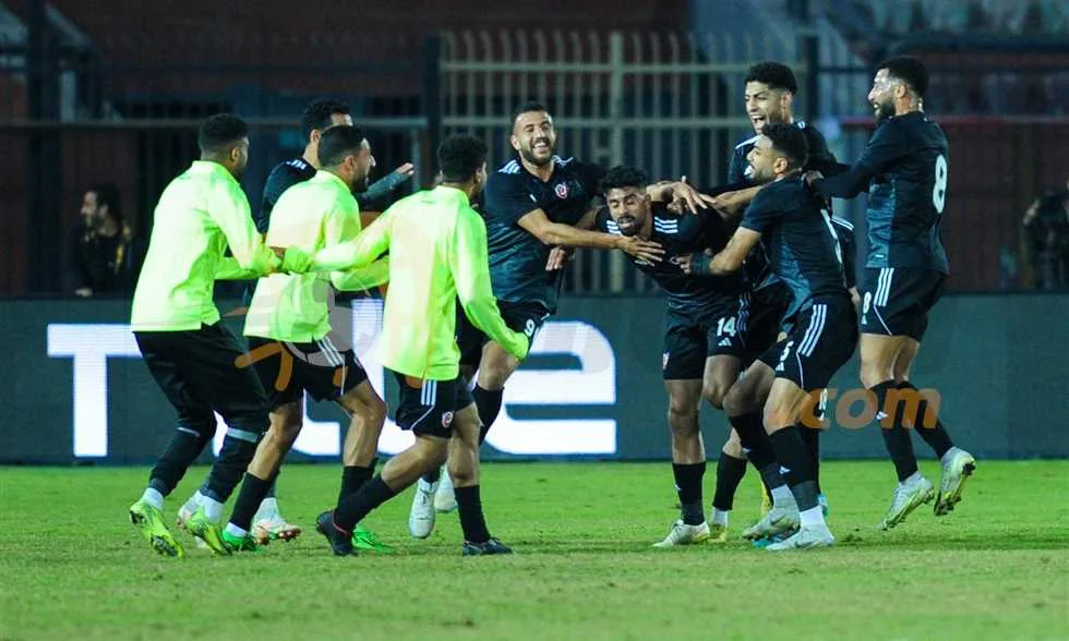 مصدر في بتروجت يوضح لموقع في الجول موقف النادي من انتقال لاعبيه للأهلي والزمالك في يناير