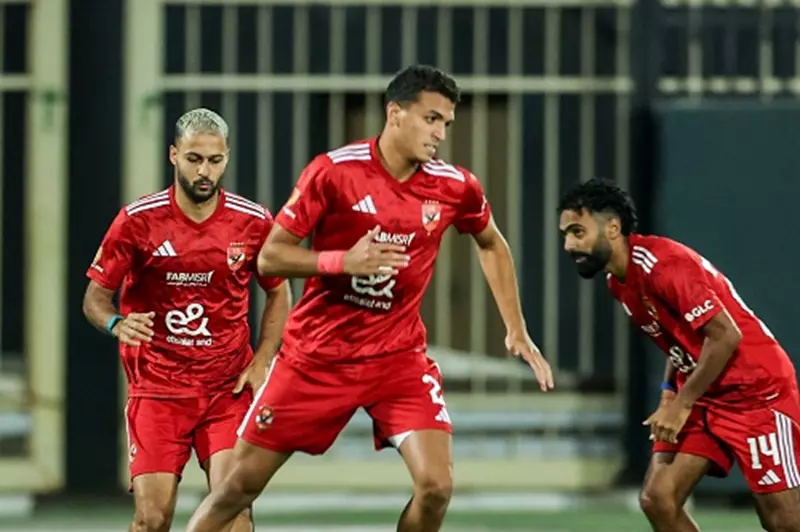 مصدر لـ”يلا كورة”: ياسين مرعي يتغيب عن تدريبات الأهلي المشتركة. مصدر لـ”يلا كورة”: ياسين مرعي يتغيب عن تدريبات الأهلي المشتركة.