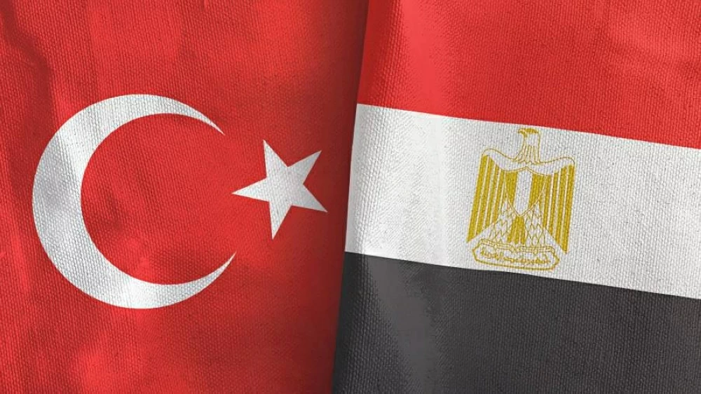 مصر وتركيا تسعيان لرفع حجم التبادل التجاري إلى 15 مليار دولار مصر وتركيا تسعيان لرفع حجم التبادل التجاري إلى 15 مليار دولار