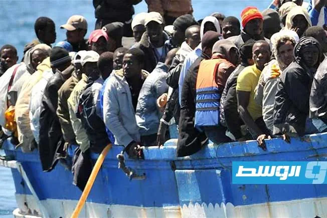 مصرع 27 مهاجراً وفقدان العشرات جراء غرق قارب قبالة سواحل اليمن