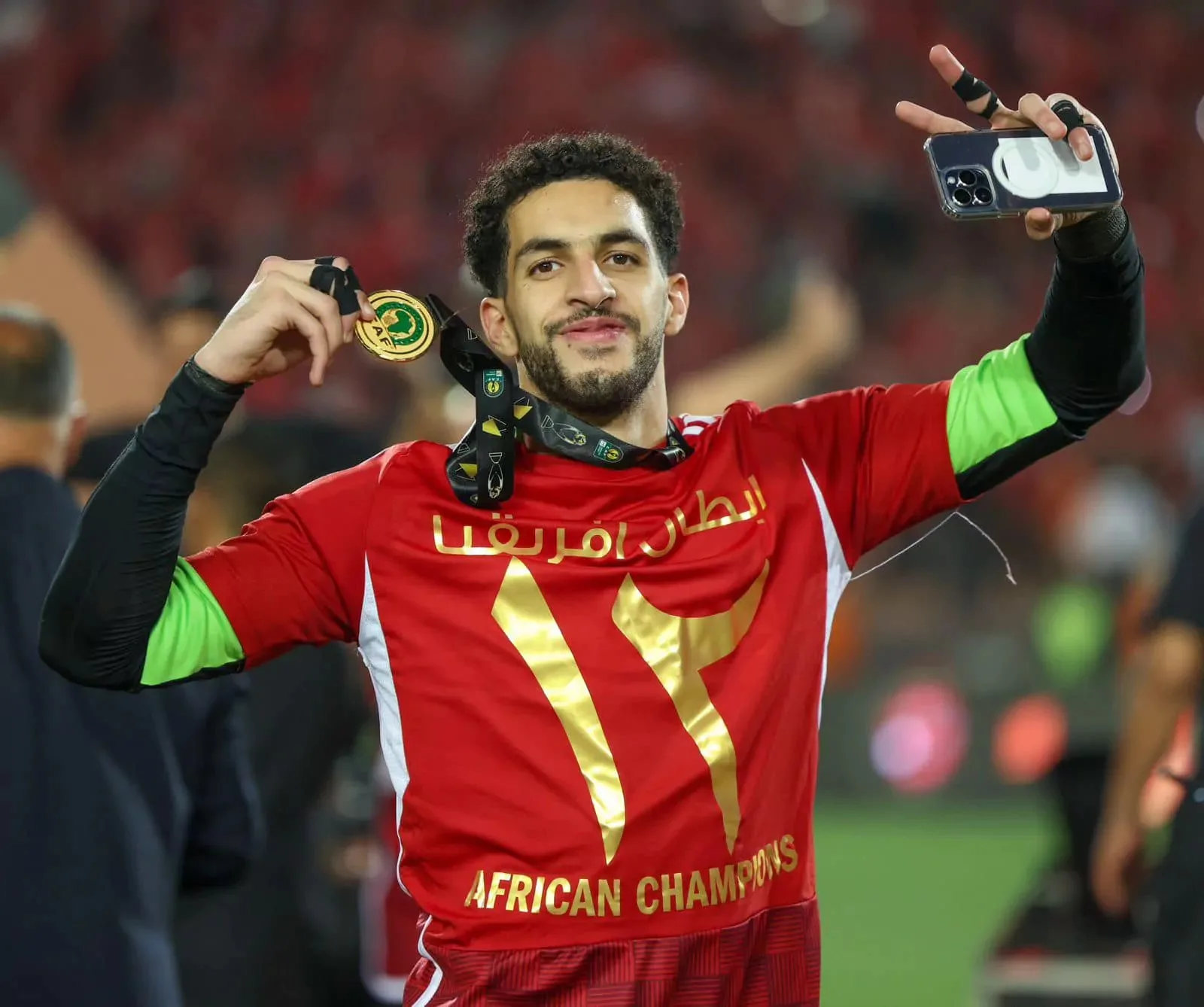 مصطفى شوبير يثير المفاجآت في حسابات محمد الشناوي.. تعليق غير متوقع ومشهد متميز مصطفى شوبير يثير المفاجآت في حسابات محمد الشناوي.. تعليق غير متوقع ومشهد متميز