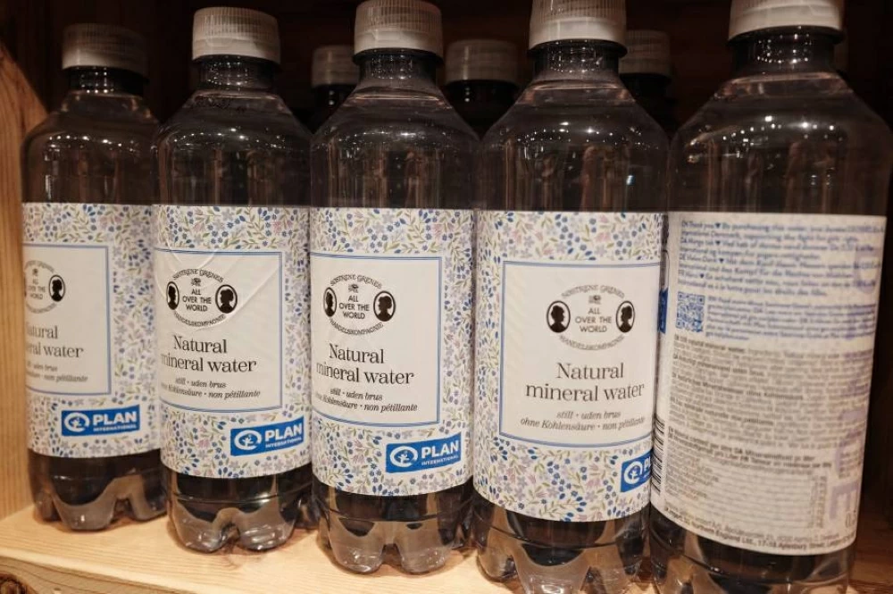 مع ارتفاع الوعي العالمي بالصحة، أصبحت قوائم المياه خياراً مغرياً بدلاً من قوائم المشروبات الكحولية. مع ارتفاع الوعي العالمي بالصحة، أصبحت قوائم المياه خياراً مغرياً بدلاً من قوائم المشروبات الكحولية.
