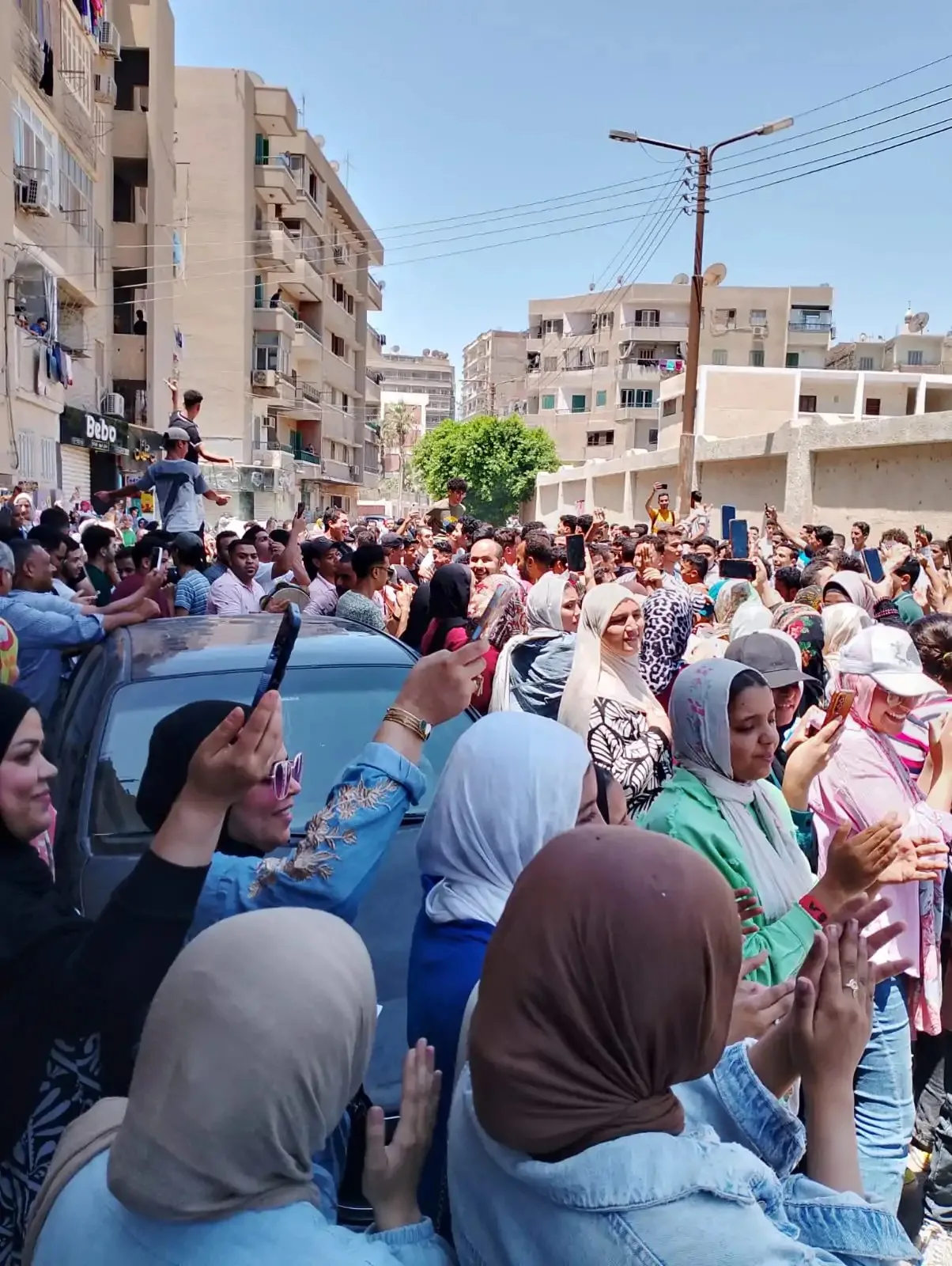مع اقتراب بدء العام الدراسي: الأهل يعانون من ضغوط النفقات وارتفاع تكاليف الدروس الخصوصية مع اقتراب بدء العام الدراسي: الأهل يعانون من ضغوط النفقات وارتفاع تكاليف الدروس الخصوصية