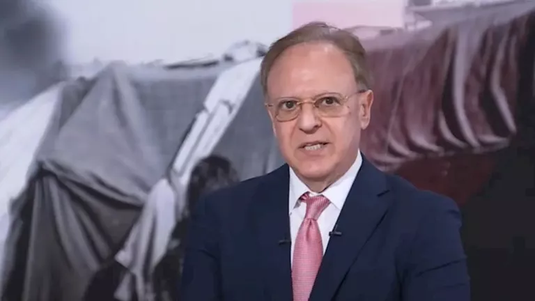 مفاوضات غزة: بحبح يعلن استقالته متهماً أمريكا وويتكوف بتعطيلها مفاوضات غزة: بحبح يعلن استقالته متهماً أمريكا وويتكوف بتعطيلها