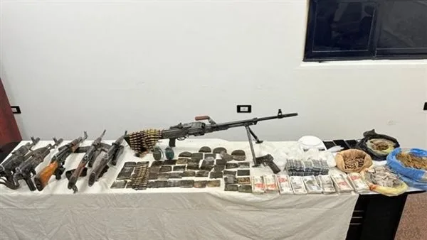 «مقتل 6 أفراد يشكلون تهديدًا كبيرًا».. وزارة الداخلية تحقق نجاحًا في القضاء على أخطر نقطة جريمة في أسوان «مقتل 6 أفراد يشكلون تهديدًا كبيرًا».. وزارة الداخلية تحقق نجاحًا في القضاء على أخطر نقطة جريمة في أسوان