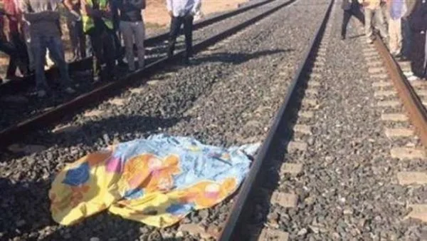 مقتل شخصين وإصابة آخر جراء حادث قطار أثناء عبورهم مزلقان في البحيرة مقتل شخصين وإصابة آخر جراء حادث قطار أثناء عبورهم مزلقان في البحيرة