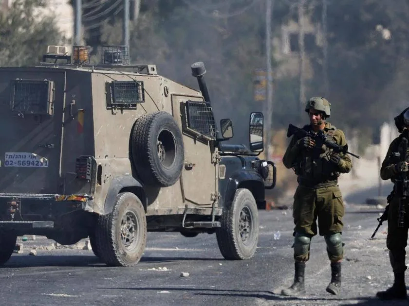 مقتل فلسطيني وجرح سبعة آخرين برصاص مستوطنين إسرائيليين في الضفة الغربية