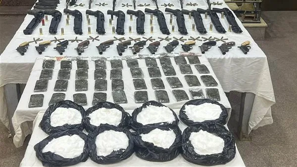 مقتل مجرم خطر بعد مواجهات مسلحة مع الشرطة في أسيوط مقتل مجرم خطر بعد مواجهات مسلحة مع الشرطة في أسيوط