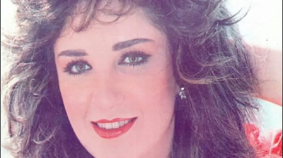مكالمة مسجلة لصوت إيمان الطوخي تكشف عن سر جديد وراء الكواليس مكالمة مسجلة لصوت إيمان الطوخي تكشف عن سر جديد وراء الكواليس