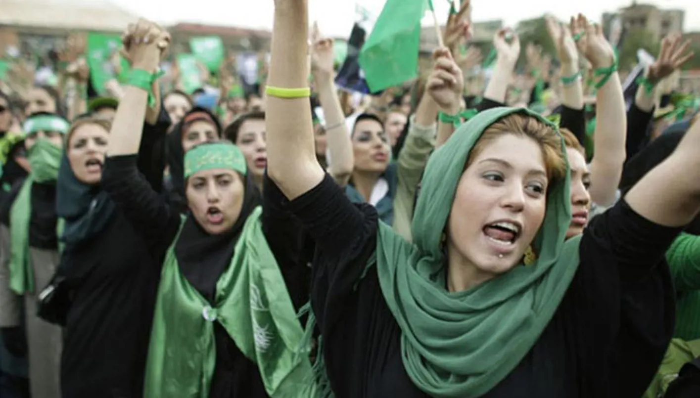 من المسؤول عن تدمير إيران.. لا أحد يتحمل اللوم! من المسؤول عن تدمير إيران.. لا أحد يتحمل اللوم!