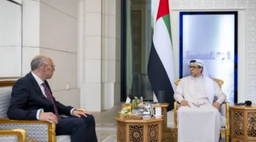 منصور بن زايد يلتقي بسفير أوكرانيا بمناسبة انتهاء خدمته في البلاد