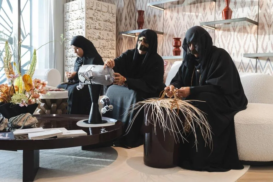 مهارات فريق «إرثي»: معرض حي للحرف التقليدية مهارات فريق «إرثي»: معرض حي للحرف التقليدية