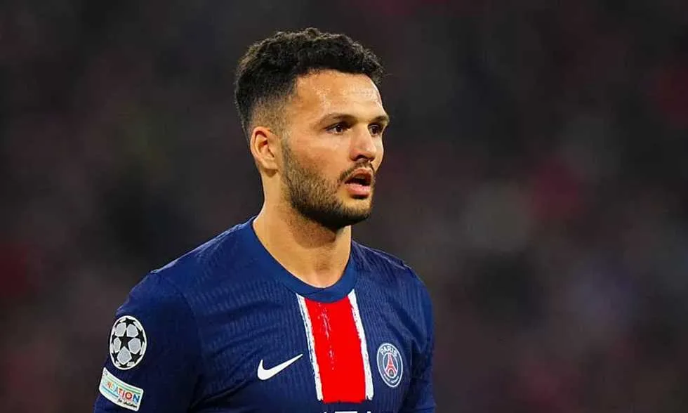 ميرور: نيوكاسل يراقب وضع راموس كبديل محتمل لرحيل إيزاك المرتقب. ميرور: نيوكاسل يراقب وضع راموس كبديل محتمل لرحيل إيزاك المرتقب.