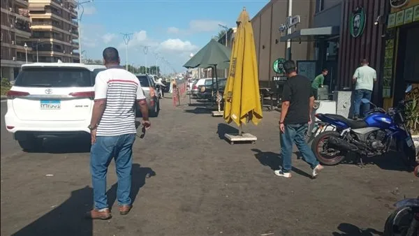 نائب محافظ بورسعيد: ألغينا عقد شركة النظافة السابقة ونسعى لإيجاد حل دائم لمشكلة القمامة في حي الزهور نائب محافظ بورسعيد: ألغينا عقد شركة النظافة السابقة ونسعى لإيجاد حل دائم لمشكلة القمامة في حي الزهور