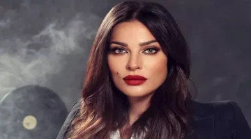 نادين نجيم تتألق بفستان جريء وشفاف.. كيف قامت بتنسيق إطلالتها؟
