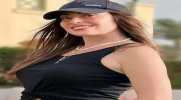 نرمين الفقي تتألق بإطلالة صيفية والجمهور يصفها بـ ‘قمر الساحل’ (صور)