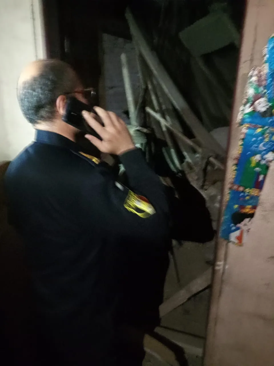 نعرض الصور الأولى لمبنى الجمالية الذي انهار.. مع عمليات بحث مكثفة عن ناجين نعرض الصور الأولى لمبنى الجمالية الذي انهار.. مع عمليات بحث مكثفة عن ناجين