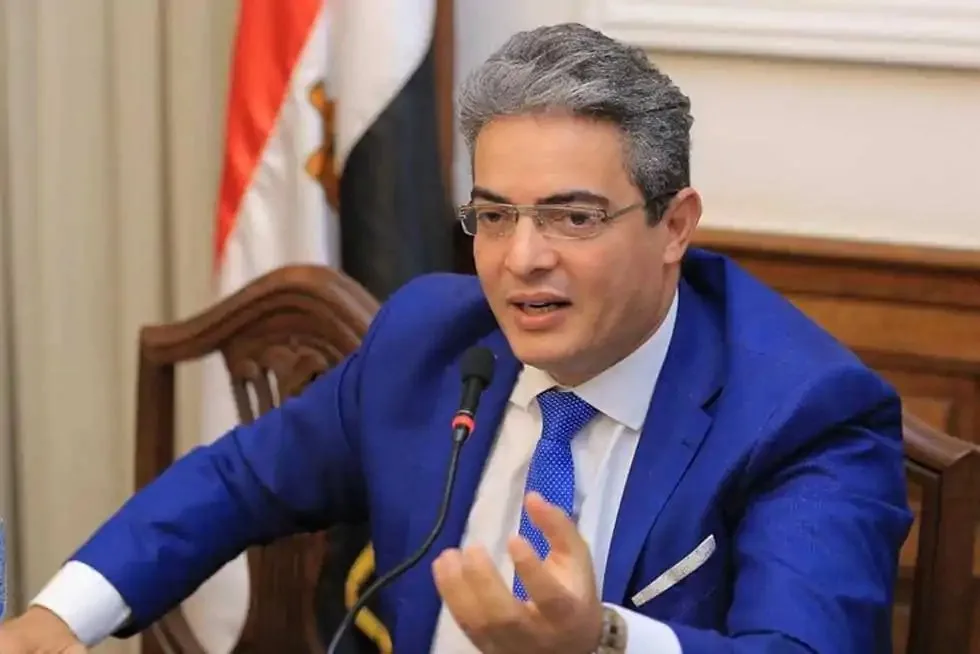 نقيب الإعلاميين: الاحتلال في غزة يعد انتهاكًا جسيمًا وجريمة ضد الإنسانية ويُعزز من سياسة العقاب الجماعي. نقيب الإعلاميين: الاحتلال في غزة يعد انتهاكًا جسيمًا وجريمة ضد الإنسانية ويُعزز من سياسة العقاب الجماعي.