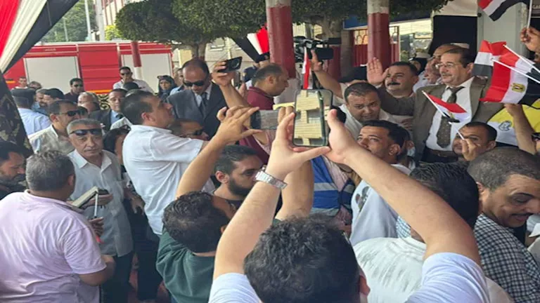 نقيب محامي الشرقية: المشاركة في انتخابات مجلس الشيوخ تعزز استقرار مصر نقيب محامي الشرقية: المشاركة في انتخابات مجلس الشيوخ تعزز استقرار مصر