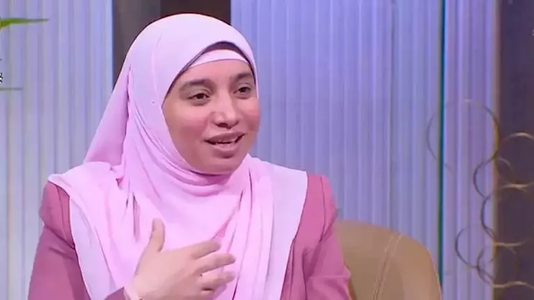 هل يمكن للزوج أن يمنع زوجته من أداء صيام الفرض؟… توضيح من عضو في مركز الأزهر هل يمكن للزوج أن يمنع زوجته من أداء صيام الفرض؟… توضيح من عضو في مركز الأزهر