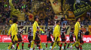 والد بيلينغهام حاول مناقشة مدرب دورتموند لاستبدال ابنه