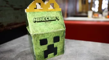 وجبة فيلم «Minecraft» تعزز مبيعات ماكدونالدز بنسبة 2.5% في الربع الثاني من عام 2025
