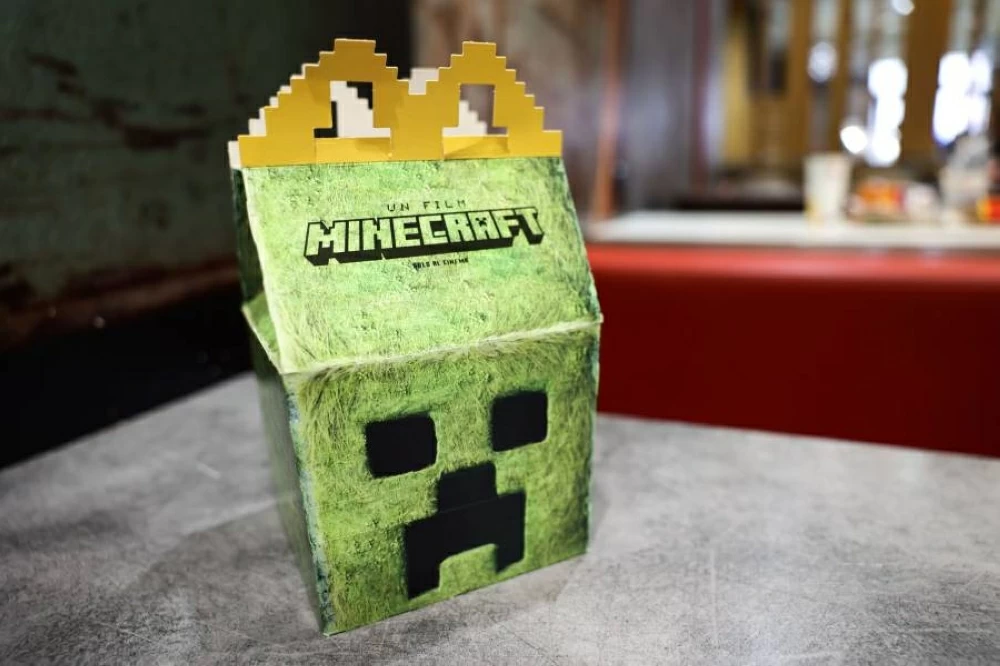 وجبة فيلم «Minecraft» تعزز مبيعات ماكدونالدز بنسبة 2.5% في الربع الثاني من عام 2025 وجبة فيلم «Minecraft» تعزز مبيعات ماكدونالدز بنسبة 2.5% في الربع الثاني من عام 2025