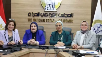 وزير الأوقاف يجتمع بالمتابعين المحليين لمبادرة “قومي المرأة” خلال تقديمه لصوته