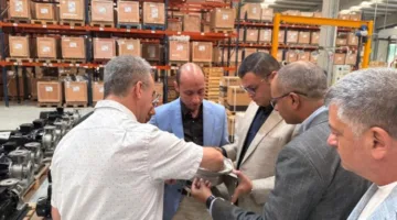 وزير الإسكان يتفقد منشأة “هيدرو – Hydroo” لصناعة الطلمبات في إسبانيا