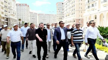وزير الإسكان يستعرض مشروع التجمع العمراني “صواري” في الإسكندرية