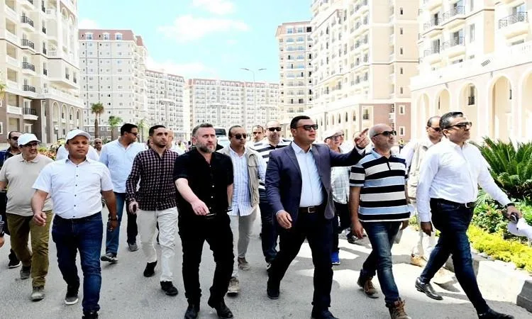 وزير الإسكان يستعرض مشروع التجمع العمراني “صواري” في الإسكندرية وزير الإسكان يستعرض مشروع التجمع العمراني “صواري” في الإسكندرية