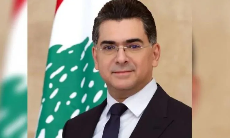 وزير الإعلام اللبناني: تقليص السلاح إلى يد الدولة يعكس المصلحة الوطنية وزير الإعلام اللبناني: تقليص السلاح إلى يد الدولة يعكس المصلحة الوطنية
