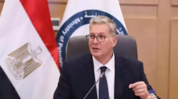 وزير البترول يختار محمود عبد الحميد ليكون العضو المنتدب التنفيذي لشركة إيجاس