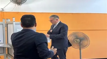 وزير البترول يشارك في تصويت انتخابات مجلس الشيوخ بلجنته في التجمع الخامس