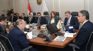 وزير التموين يستعرض استراتيجيات تحسين أداء شركات المضارب