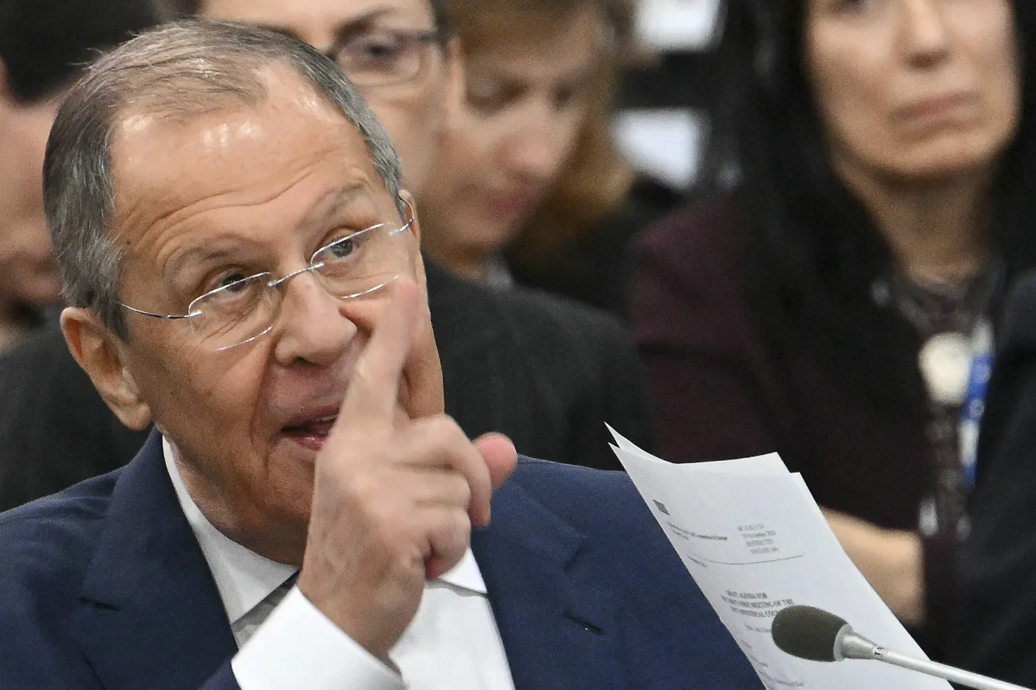 وزير الخارجية الروسي يثني على ترمب وينتقد الدول الأوروبية وزير الخارجية الروسي يثني على ترمب وينتقد الدول الأوروبية