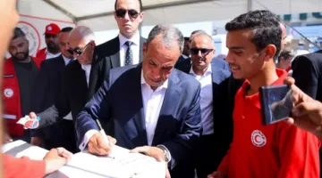 وزير الخارجية يوجه رسالة إلى غزة عبر صندوق مساعدات.. التفاصيل تكشف السر