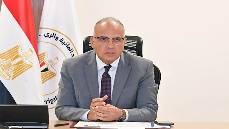وزير الري: الرئيس السيسي جعل الأمن المائي في صدارة أولويات الدولة منذ عامين وزير الري: الرئيس السيسي جعل الأمن المائي في صدارة أولويات الدولة منذ عامين