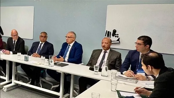 وزير الري يجتمع مع ممثلي مجلس التجارة والاستثمار السويدي خلال فعاليات “الأسبوع العالمي للمياه” وزير الري يجتمع مع ممثلي مجلس التجارة والاستثمار السويدي خلال فعاليات “الأسبوع العالمي للمياه”