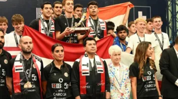 وزير الرياضة يحتفل بتتويج الشباب والشابات المصريين بلقب كأس العالم للإسكواش