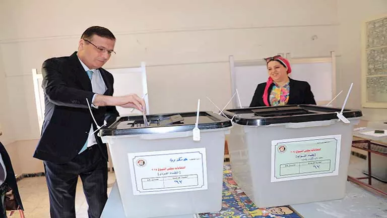 وزير الزراعة يُشارك في انتخابات الشيوخ: نثق في إدراك المواطنين وزير الزراعة يُشارك في انتخابات الشيوخ: نثق في إدراك المواطنين