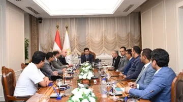 وزير الشباب والرياضة يلتقي بممثلي الفئات الشبابية في العاصمة الإدارية الجديدة