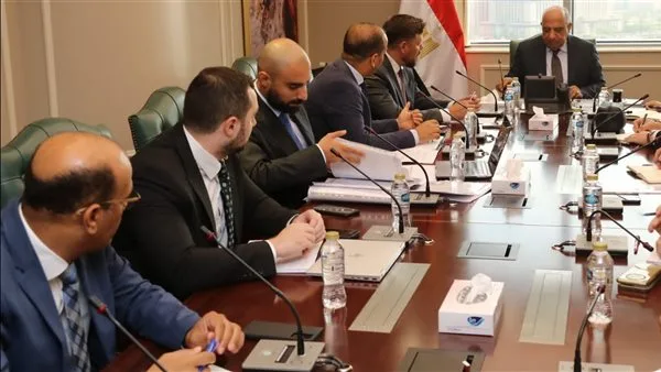 وزير الكهرباء يناقش تعزيز صناعة الأنظمة والمعدات الكهربائية ضمن البرنامج النووي السلمي لإنتاج الطاقة الكهربائية
