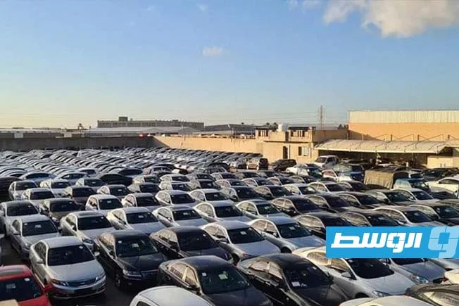 وزير المالية الجزائري يشرح أسباب وقف استيراد السيارات من ليبيا وزير المالية الجزائري يشرح أسباب وقف استيراد السيارات من ليبيا