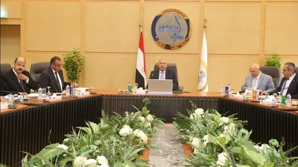 وزير النقل: توسيع خدمات تاكسي العاصمة لتغطية 9 مناطق وتوسيعها لاحقًا لتلبية احتياجات جديدة. وزير النقل: توسيع خدمات تاكسي العاصمة لتغطية 9 مناطق وتوسيعها لاحقًا لتلبية احتياجات جديدة.
