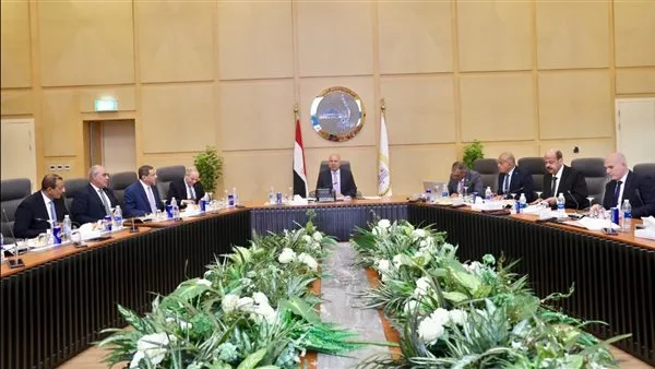 وزير النقل يرأس الاجتماع العادي للجمعية العمومية لشركة القاهرة للعبّارات