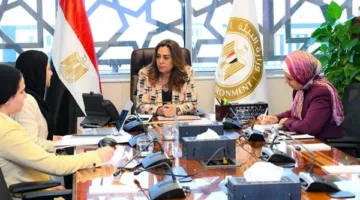 وزيرة التنمية تقدم تقريرًا عن المشاريع التي تنفذها وزارة البيئة بالتعاون مع مرفق البيئة العالمية